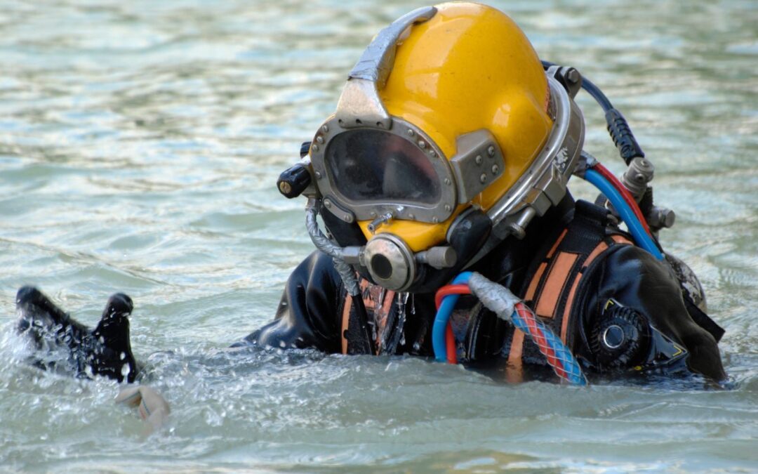 Le métier de scaphandrier : plongée au cœur des travaux sous-marins